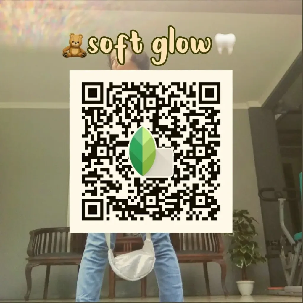 Clean portrait edit using DSLR‑style Snapseed QR code