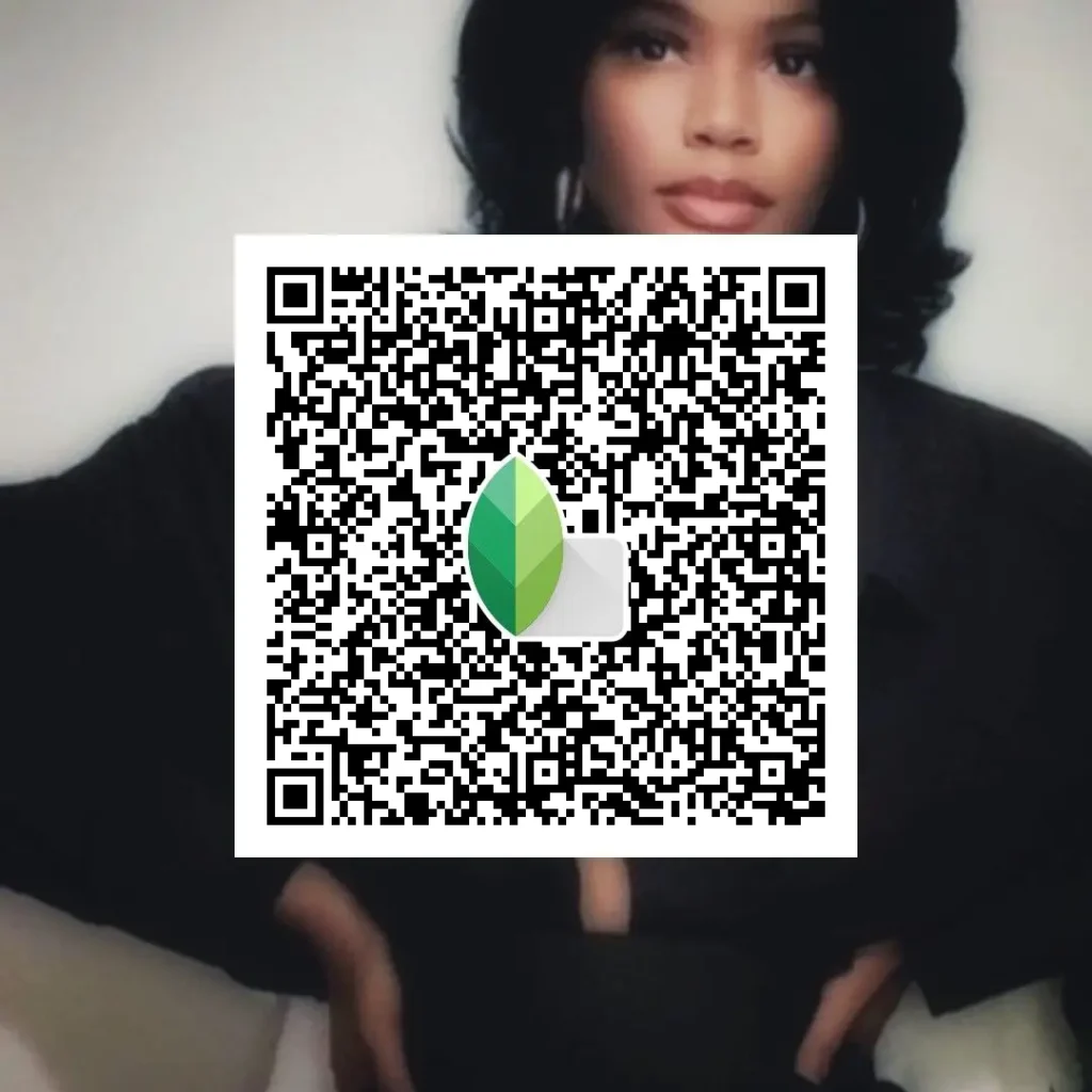 Mobile portrait with clear facial details edited using Snapseed QR preset
