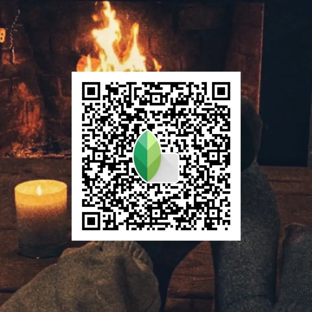 Snapseed-DSLR-QR-Codes-for-Candle-Photos