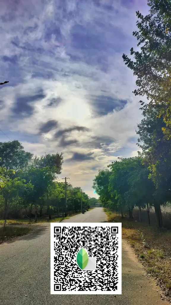 Snapseed QR कोड से एडिट की गई आकाश फोटो