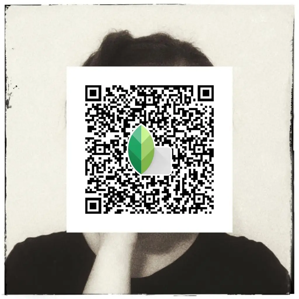 flat tone bw qr code