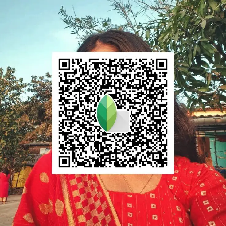 Romantic indoor shot with balanced red colors