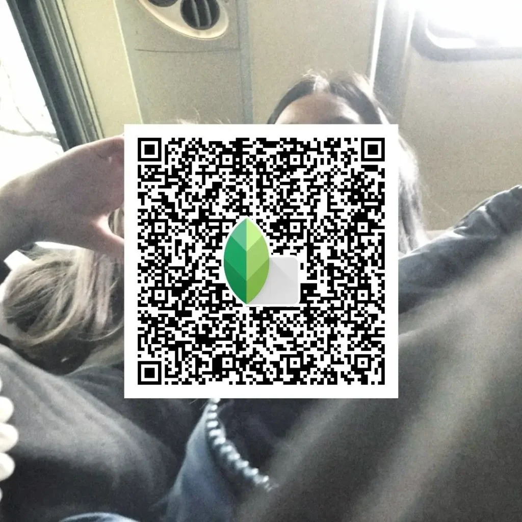 high contrast bw snapseed qr code