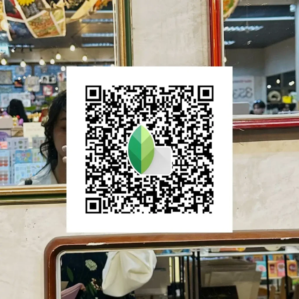 lifestyle black white snapseed qr